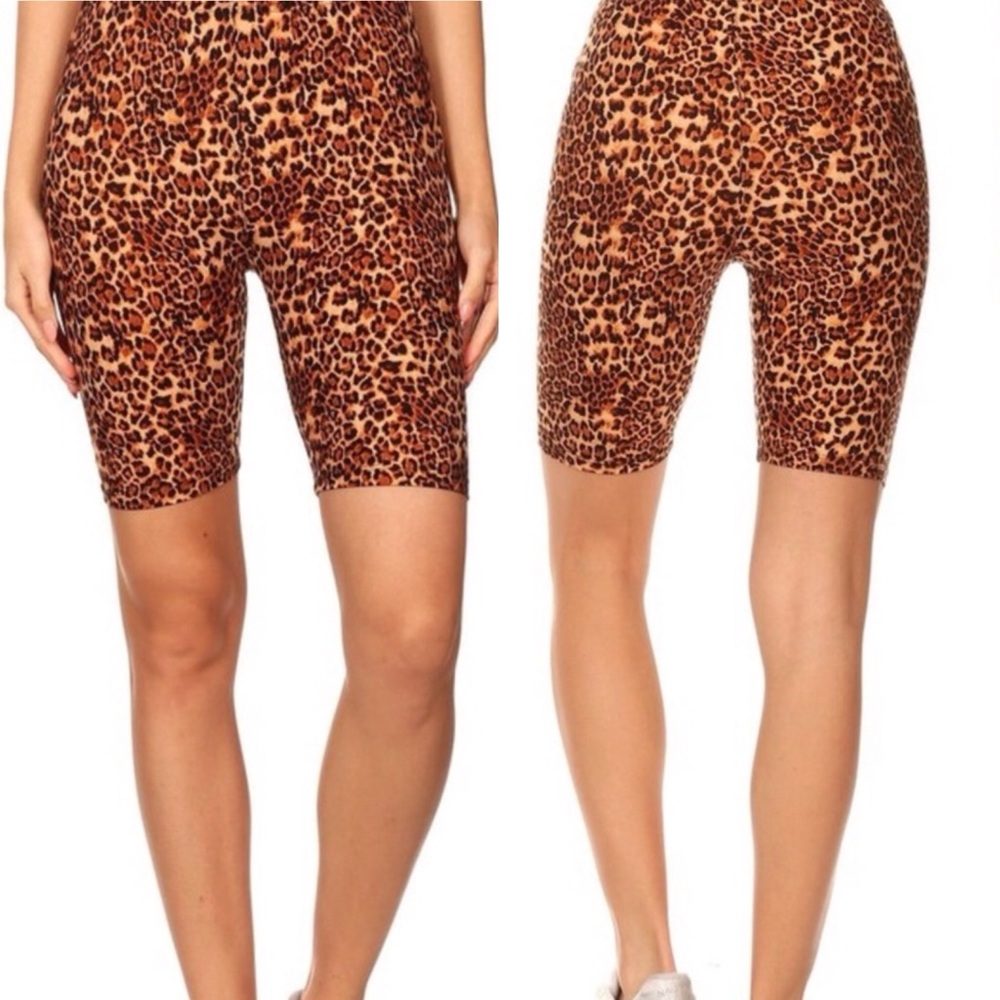 Leggings Depot Leopard Print Bike Shorts Women Color Brown Size L